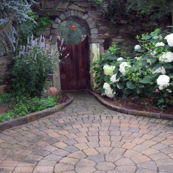 Scenic Style Ltd - Stone Walkway & Patio